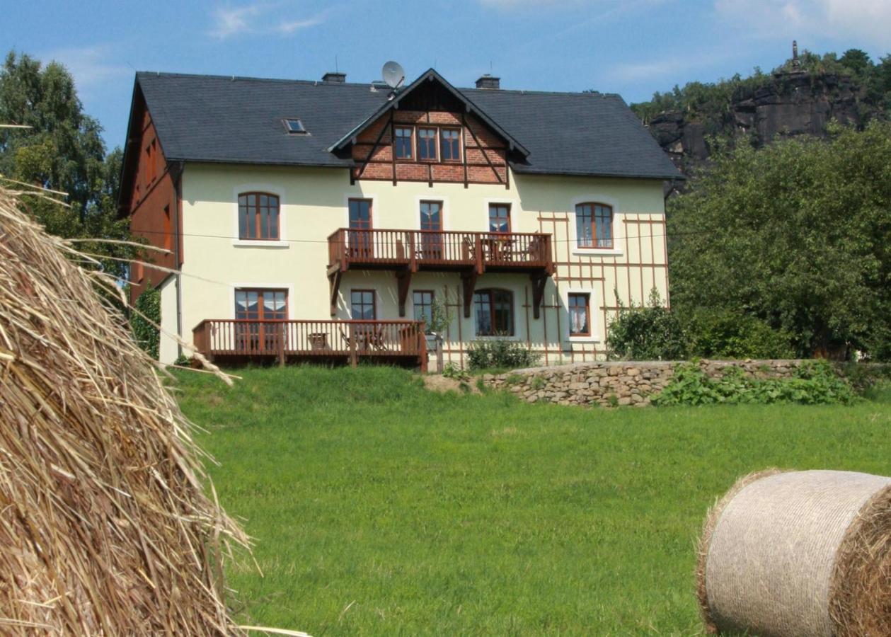 Schoenfelder Apartment *