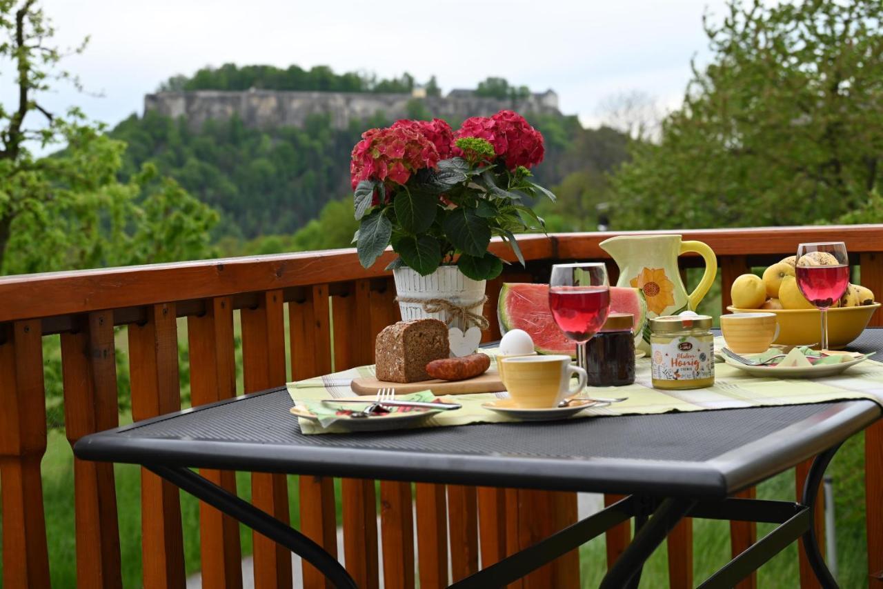 Schoenfelder * Konigstein an der Elbe
